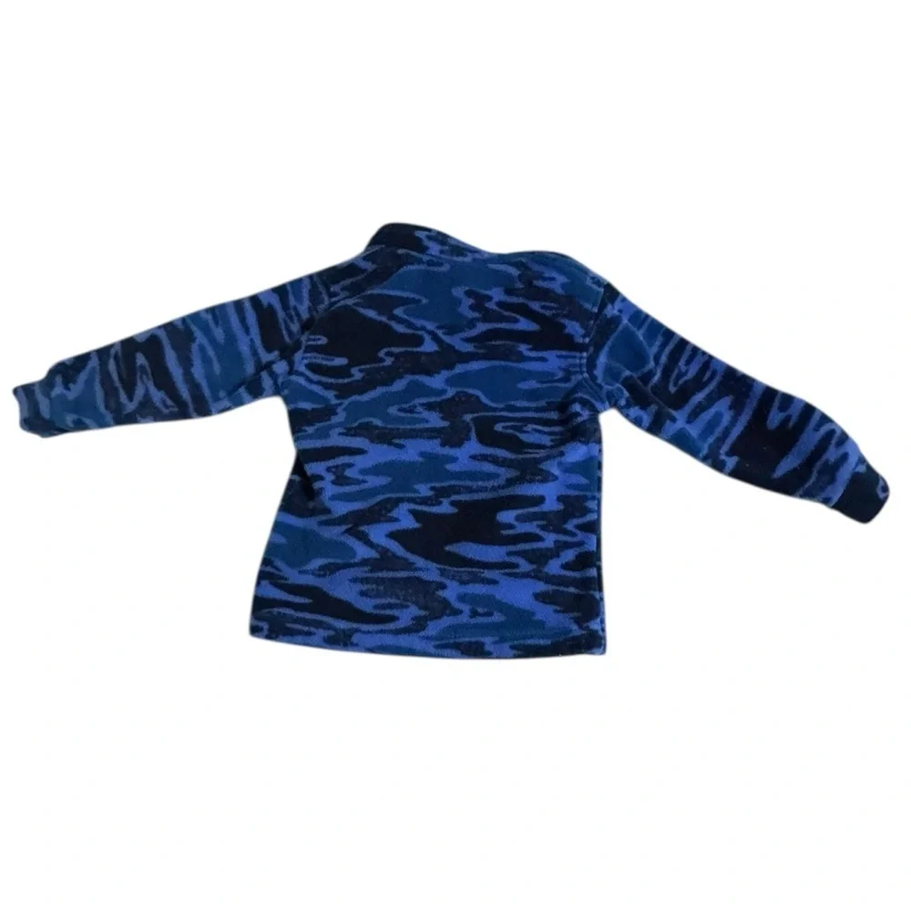 Columbia blue camo fleece ⭐️ - Picture 3 of 4